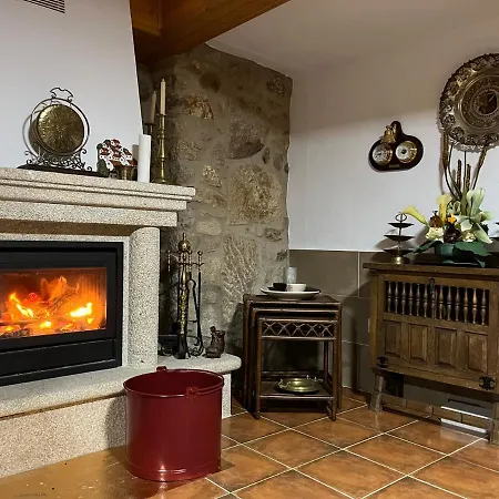 Hotel A Casa De Vidal